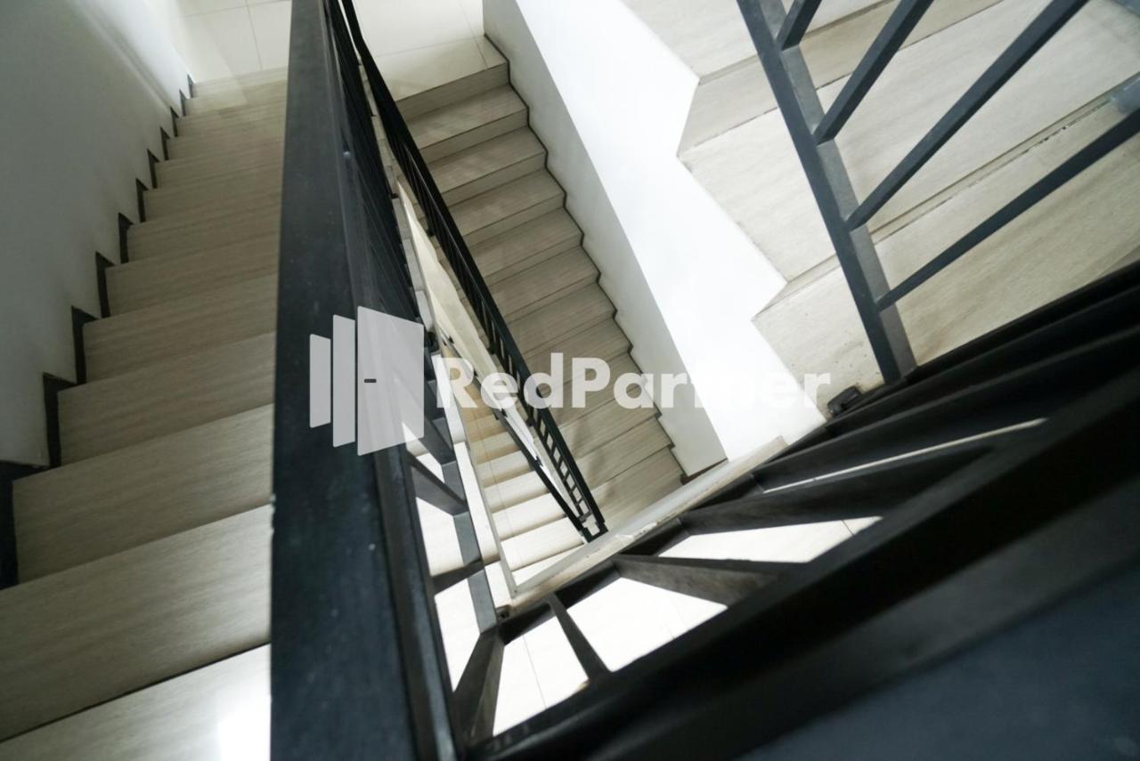 Toba Mansion Syariah Near Benhil Redpartner Ξενοδοχείο Τζακάρτα Εξωτερικό φωτογραφία