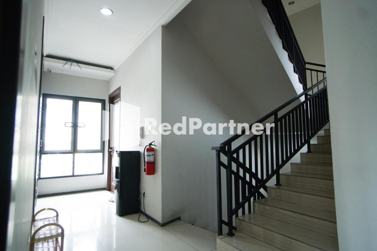 Toba Mansion Syariah Near Benhil Redpartner Ξενοδοχείο Τζακάρτα Εξωτερικό φωτογραφία