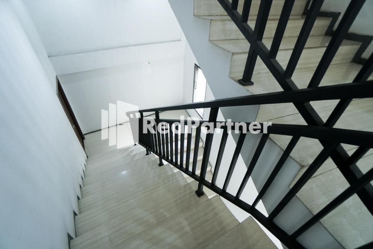 Toba Mansion Syariah Near Benhil Redpartner Ξενοδοχείο Τζακάρτα Εξωτερικό φωτογραφία