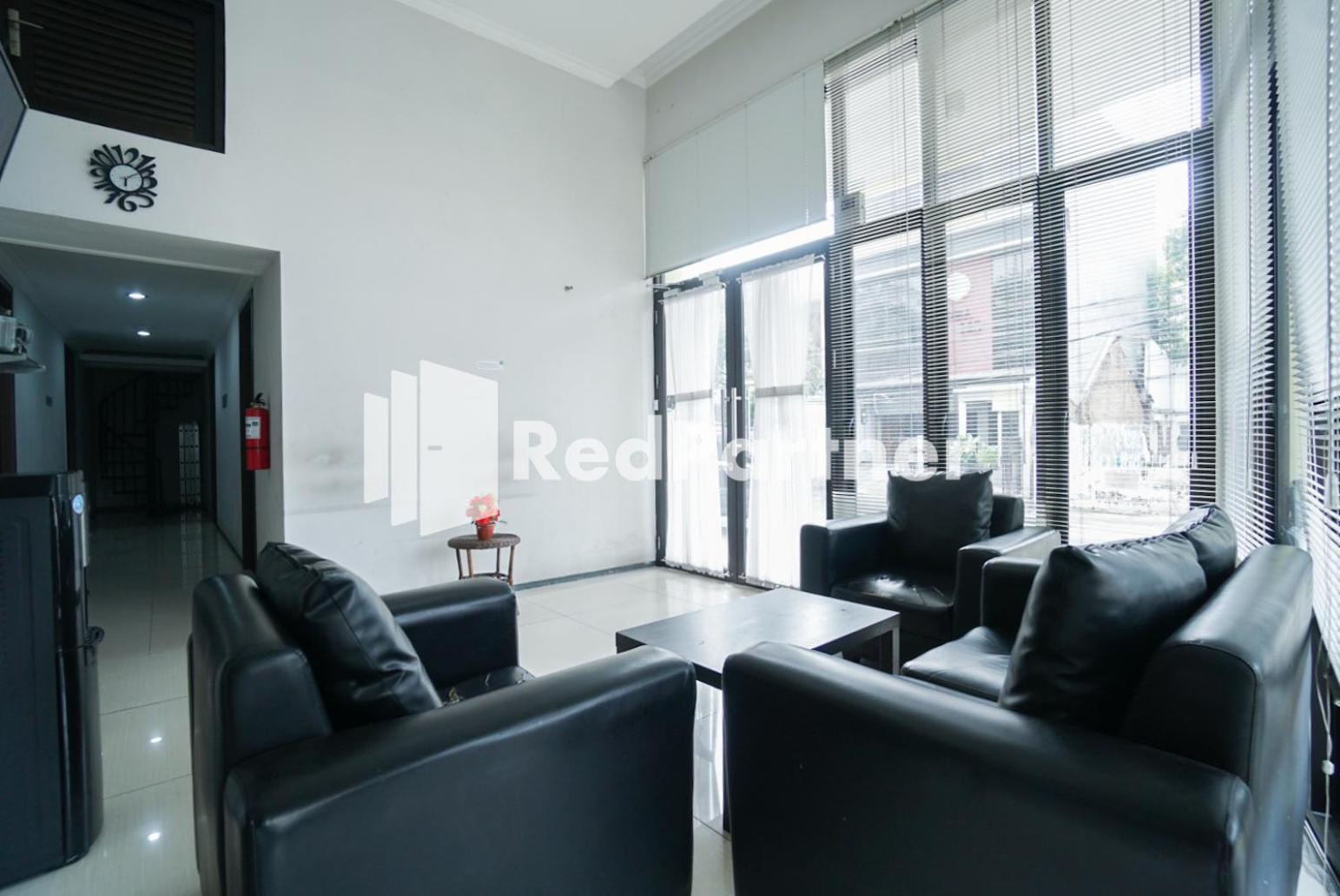Toba Mansion Syariah Near Benhil Redpartner Ξενοδοχείο Τζακάρτα Εξωτερικό φωτογραφία