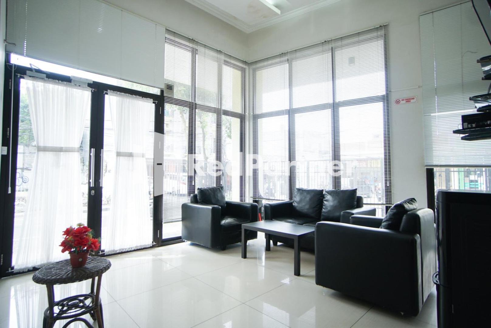 Toba Mansion Syariah Near Benhil Redpartner Ξενοδοχείο Τζακάρτα Εξωτερικό φωτογραφία