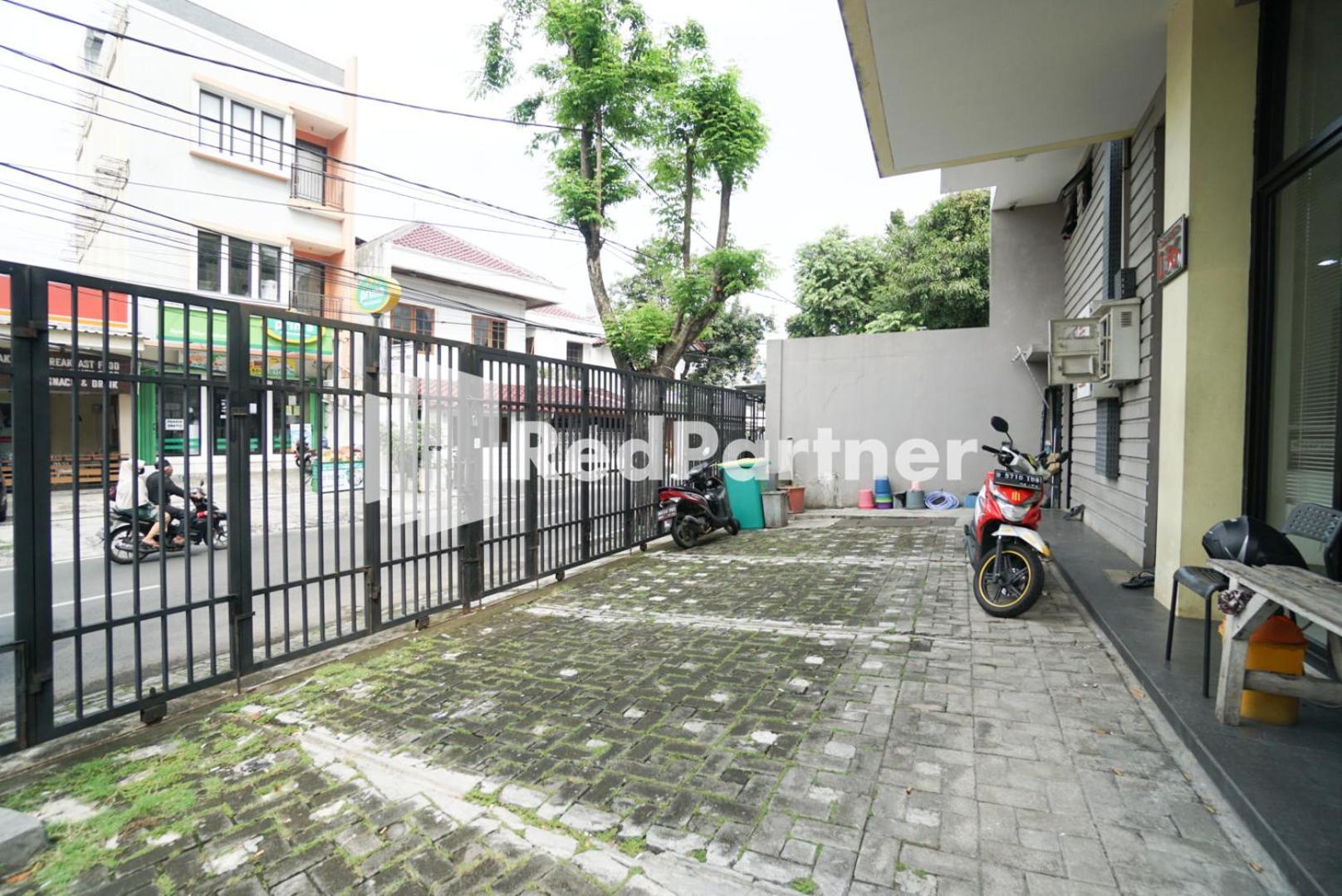 Toba Mansion Syariah Near Benhil Redpartner Ξενοδοχείο Τζακάρτα Εξωτερικό φωτογραφία